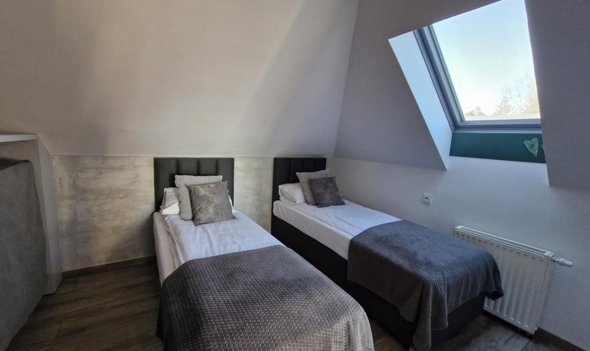 Swit - Apartament W Jezowie Sudeckim Jezow Sudecki エクステリア 写真